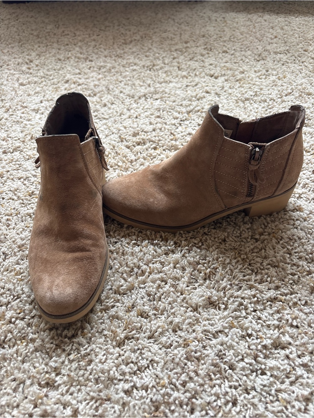Reef Voyage Low Suede Detailed Ankle Bootie Sz 7